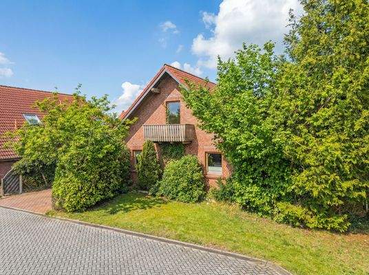 Vorderansicht - (KI optimiertes Foto)