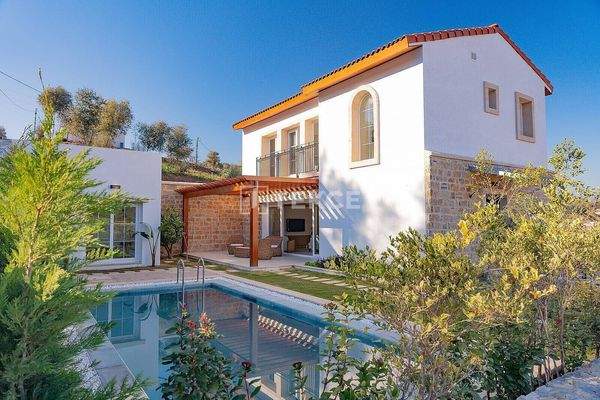 Country Villas in a Prestigious Complex in Milas Muğla