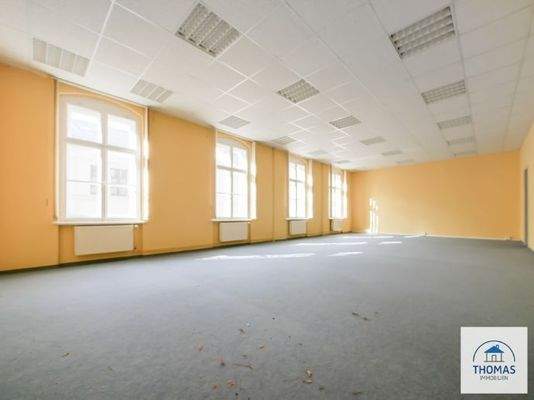 Großes Zimmer linke Seite