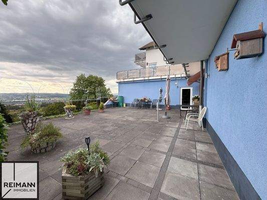 Terrasse der ehemaligen Gaststätte