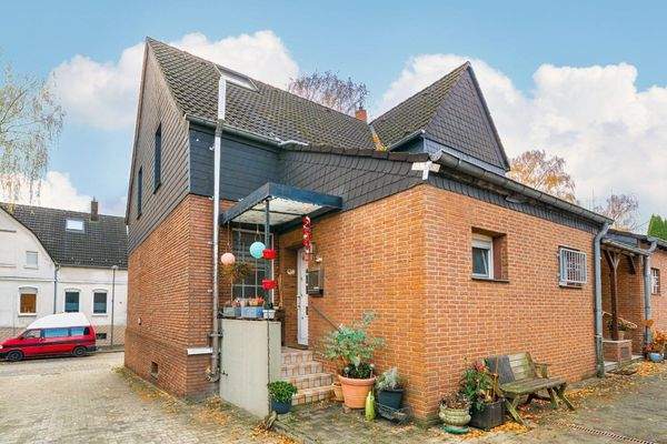 Außenansicht / Eingang