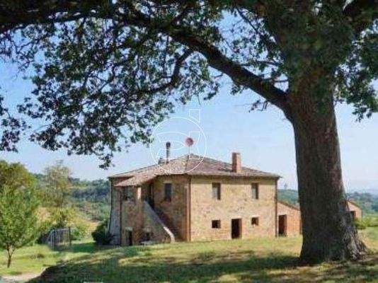 Tokanisches Objekt in idyllischer Lage