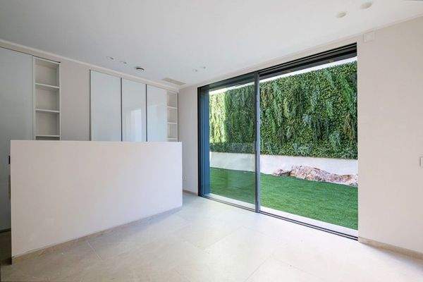 92261_1_13_Apartamento con jardín, a estrenar, en venta en el Paseo Marítimo de Palma de Mallorca