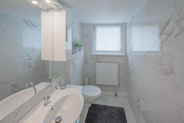 Fluorn-Winzeln  (16)