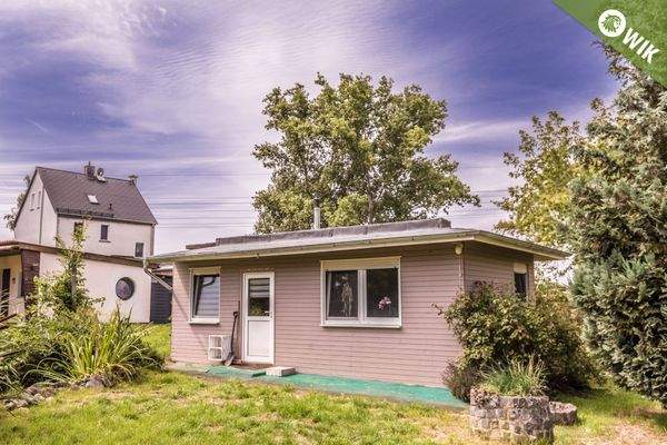 ABWASSERANSCHLUSS LIEGT AN...