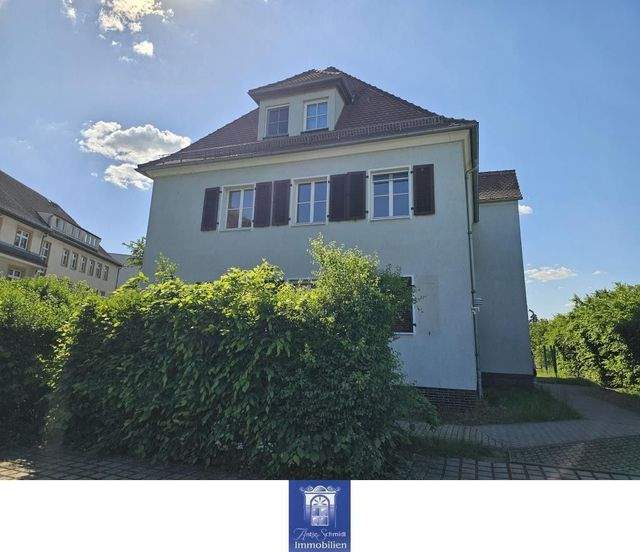 Individuelle und geräumige Dachwohnung! Tageslichtbad mit Wanne und Dusche! - Foto 5