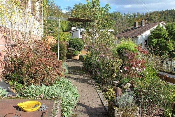 Seitlicher-Gartenteil