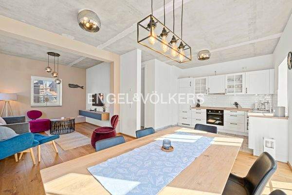 Offener Wohn-, Ess- & Kochbereich