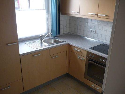 Einbauküche mit Spülmaschine