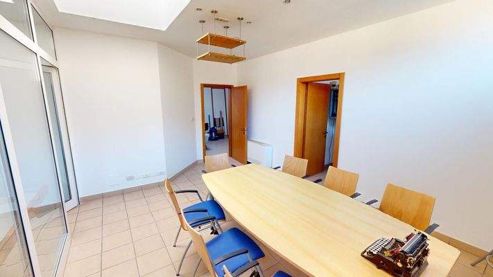 Meran-Merano-Büro-ufficio-vermieten-affitto