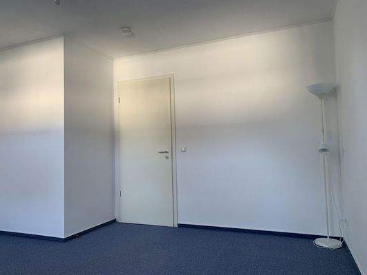 Schlafzimmer DG Nord Gegens.