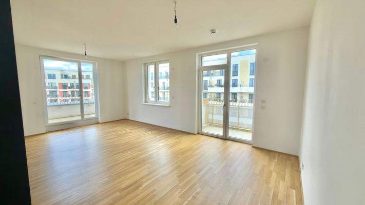 20250930_122455247_iOS