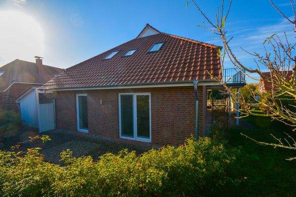 Terrasse an den Schlafzimmern