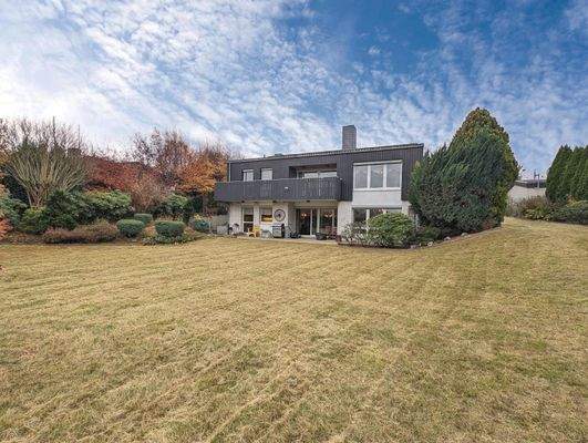 Hausansicht vom Garten