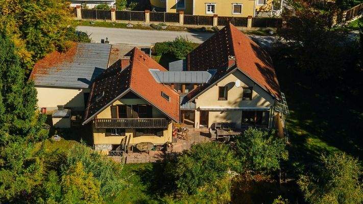 EFH mit Schwimmteich