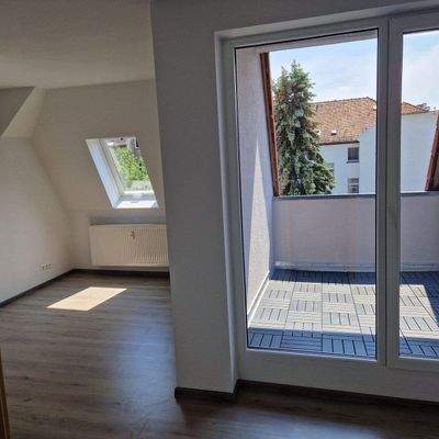 WE05 DG Wohnzimmer.jpg