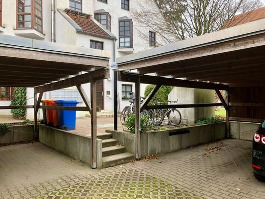 Carport mit E-mobilität Versorgung