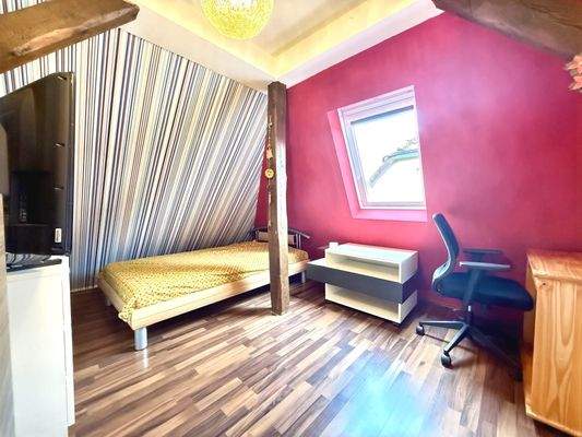 Kinderzimmer Dachgeschoss