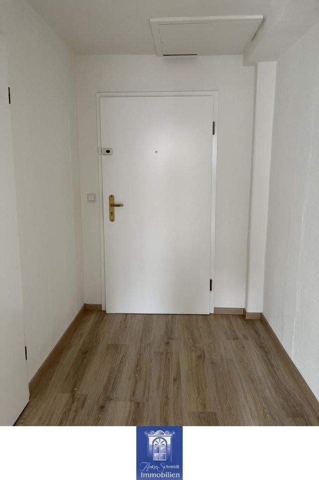 Die ersten eigenen vier Wände! Balkon, Tageslichtbad, separate Küche! - Photo 4