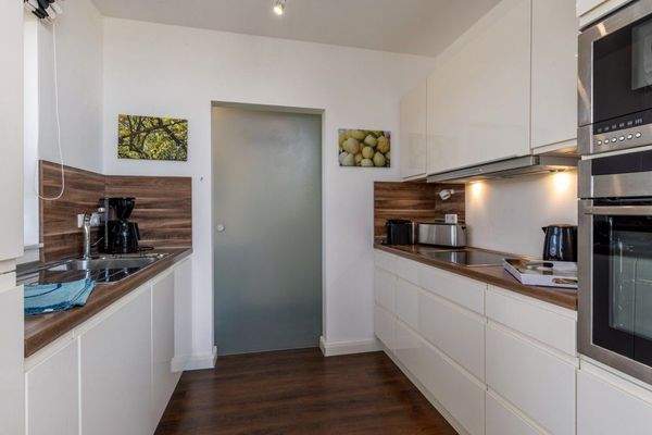 Küche mit Zugang zum HWR