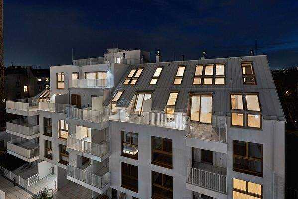 The Temptation | Außenansicht | Nacht