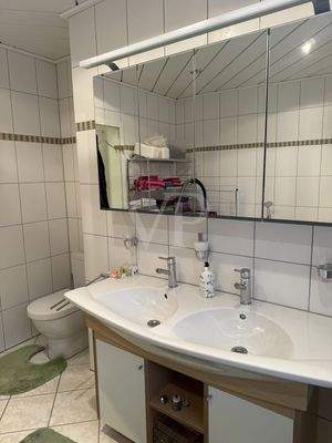 OG-Tageslicht-Badezimmer (2)