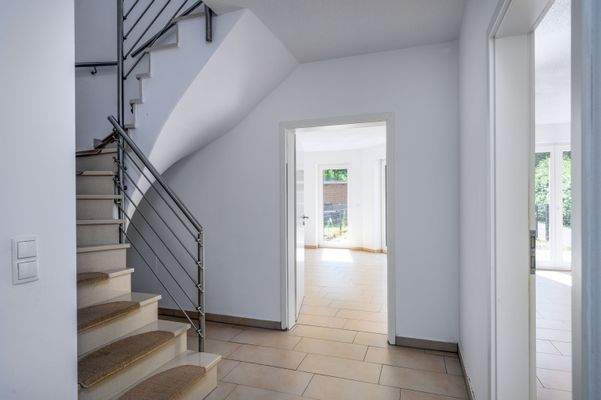 4 Reihenhäuser_Ehlershausen_innen-1