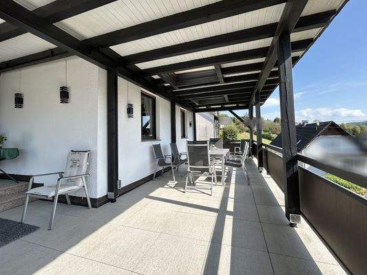 Freisitz im Bereich des vorderen Wohnhauses