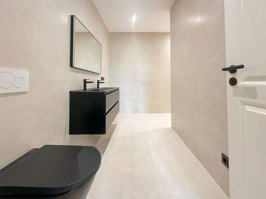 Beispiel Nachbarwohnung