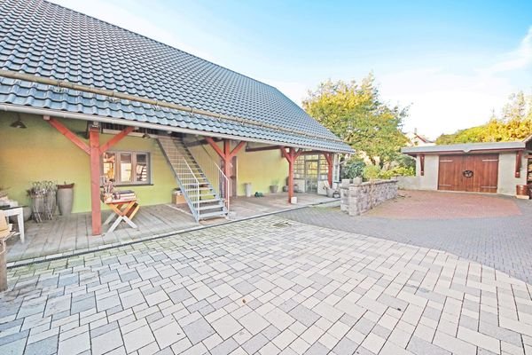 Hausansicht / Hofbereich