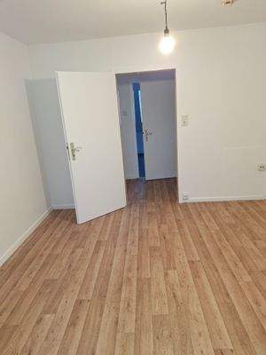 Wohn-Schlafraum .jpg