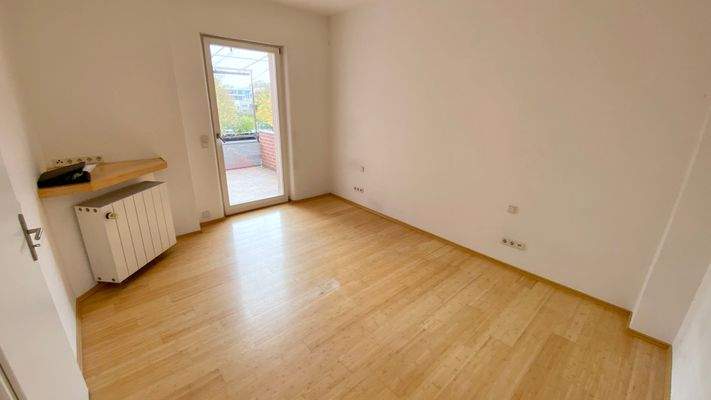 1.OG - Schlafzimmer Ansicht 1