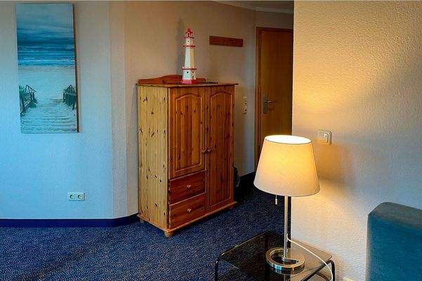 Eingangsbereich Zimmer DG.jpg