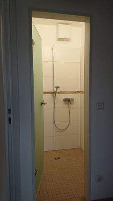 Dusche separat