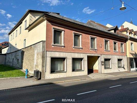 Außenansicht straßenseitig 