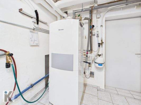 Neuwertige Brennwertheizung