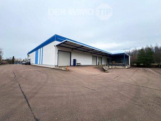 65770-a#Rückansicht Halle