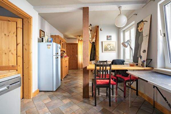 Küche Blick zum Eingang