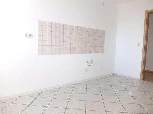 Küche mit Fliesenspiegel