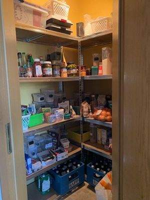 praktischer Abstellraum neben Küche