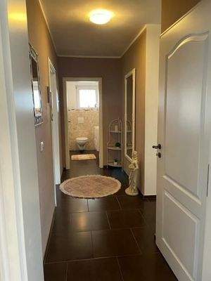 41 WE1 Blick zum Gäste WC