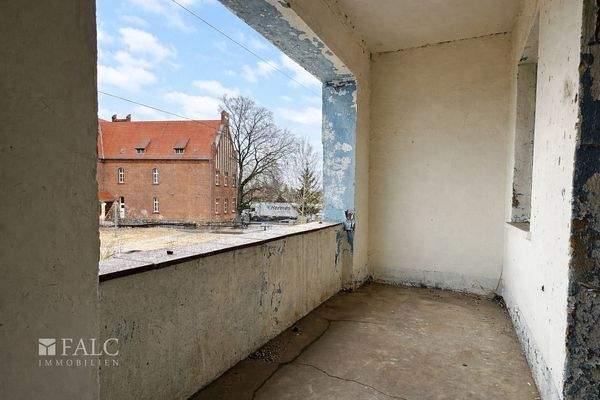 Loggia - Ist-Zustand (leergeräumt)