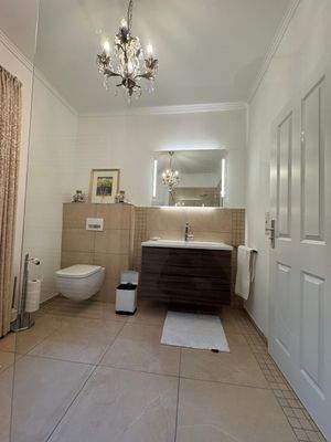 Badezimmer in Einheit II