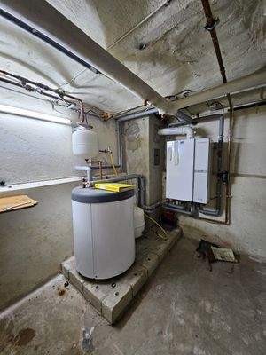 Heizung und Warmwasser KG