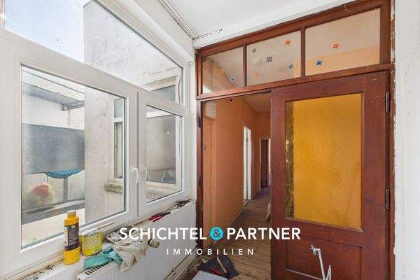 S&P | Eingangsbereich