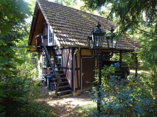 Nebengebäude mit Studioraum