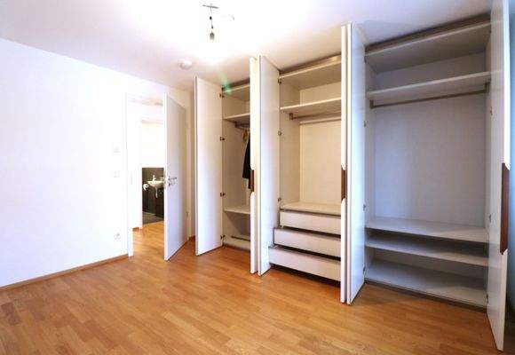 Schlafzimmer 1.3.JPG