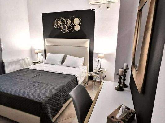 Kreta, Roumeli: Villa in kleiner Wohnanlage zu verkaufen