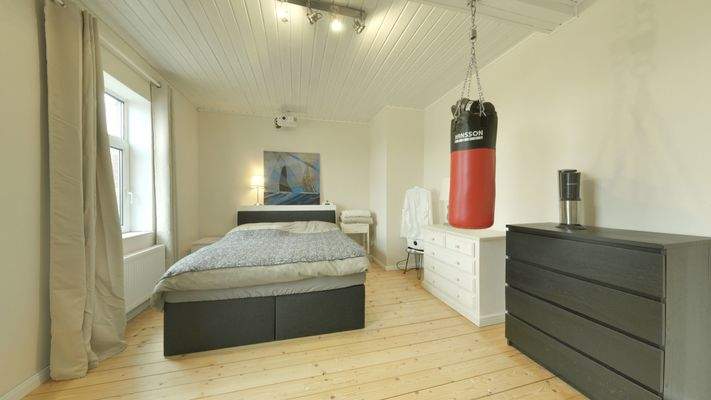 Das Schlafzimmer im OG