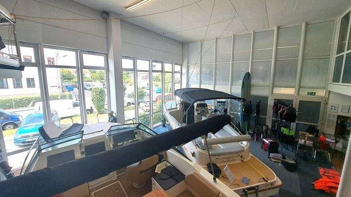 große Schaufensterfront